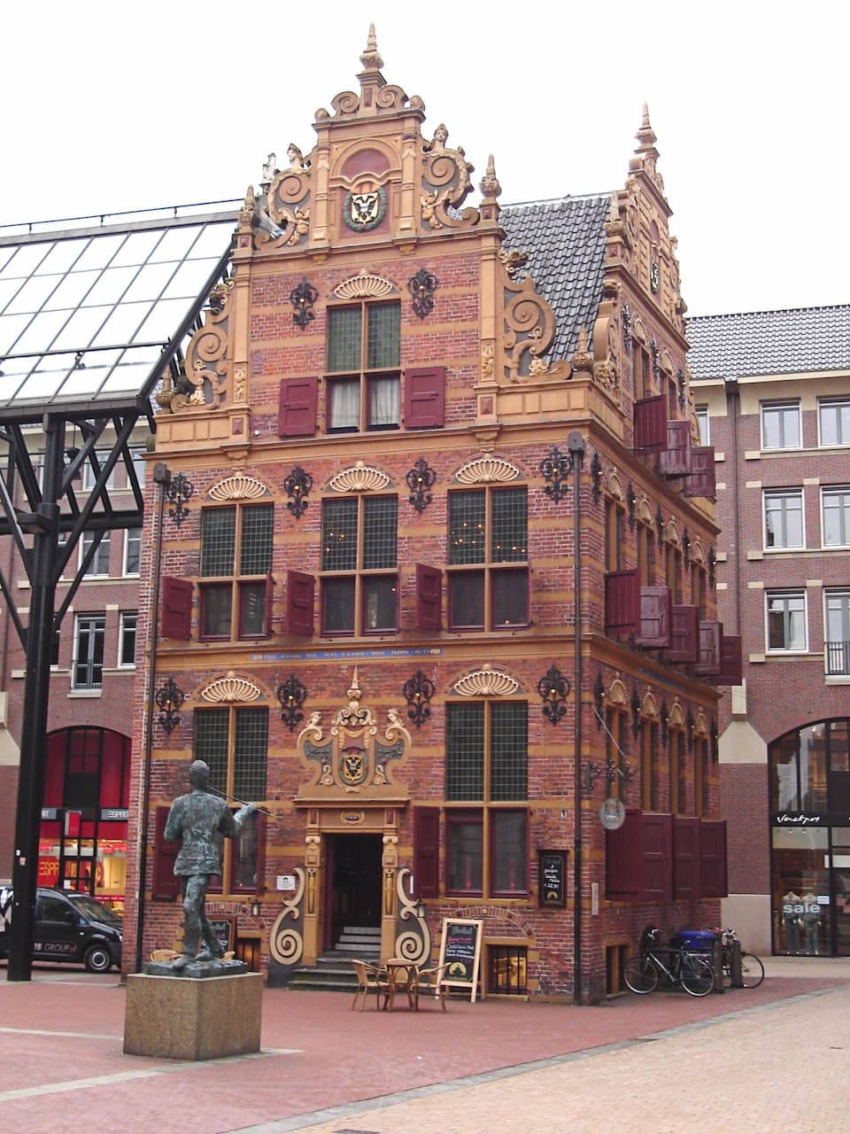 De evolutie van architectuur in Nederland: Van tradities tot moderniteit
